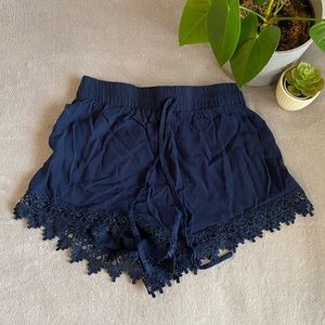 Dark blue flowy shorts XS